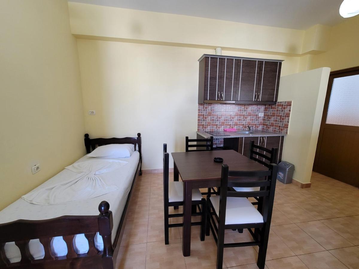קסאמיל Apartments Luis מראה חיצוני תמונה