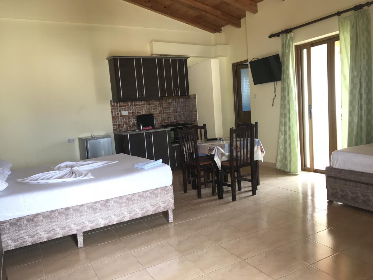 קסאמיל Apartments Luis מראה חיצוני תמונה