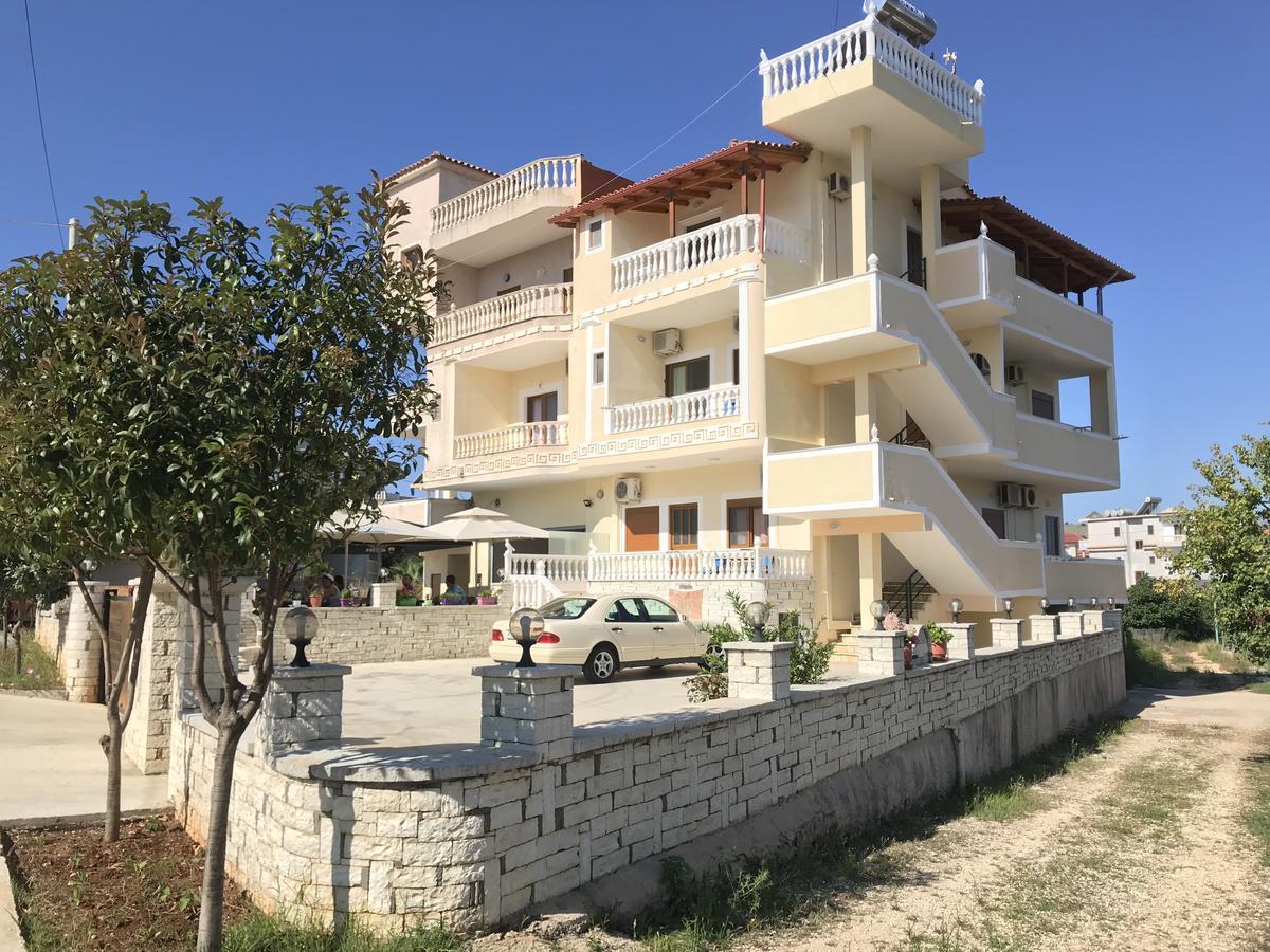 קסאמיל Apartments Luis מראה חיצוני תמונה