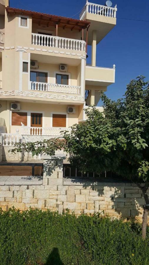 קסאמיל Apartments Luis מראה חיצוני תמונה